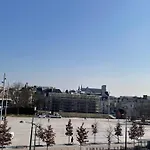 Porte Mars